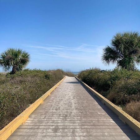 Nothing But Ocean In Forest Beach Hilton Head Island Exterior photo