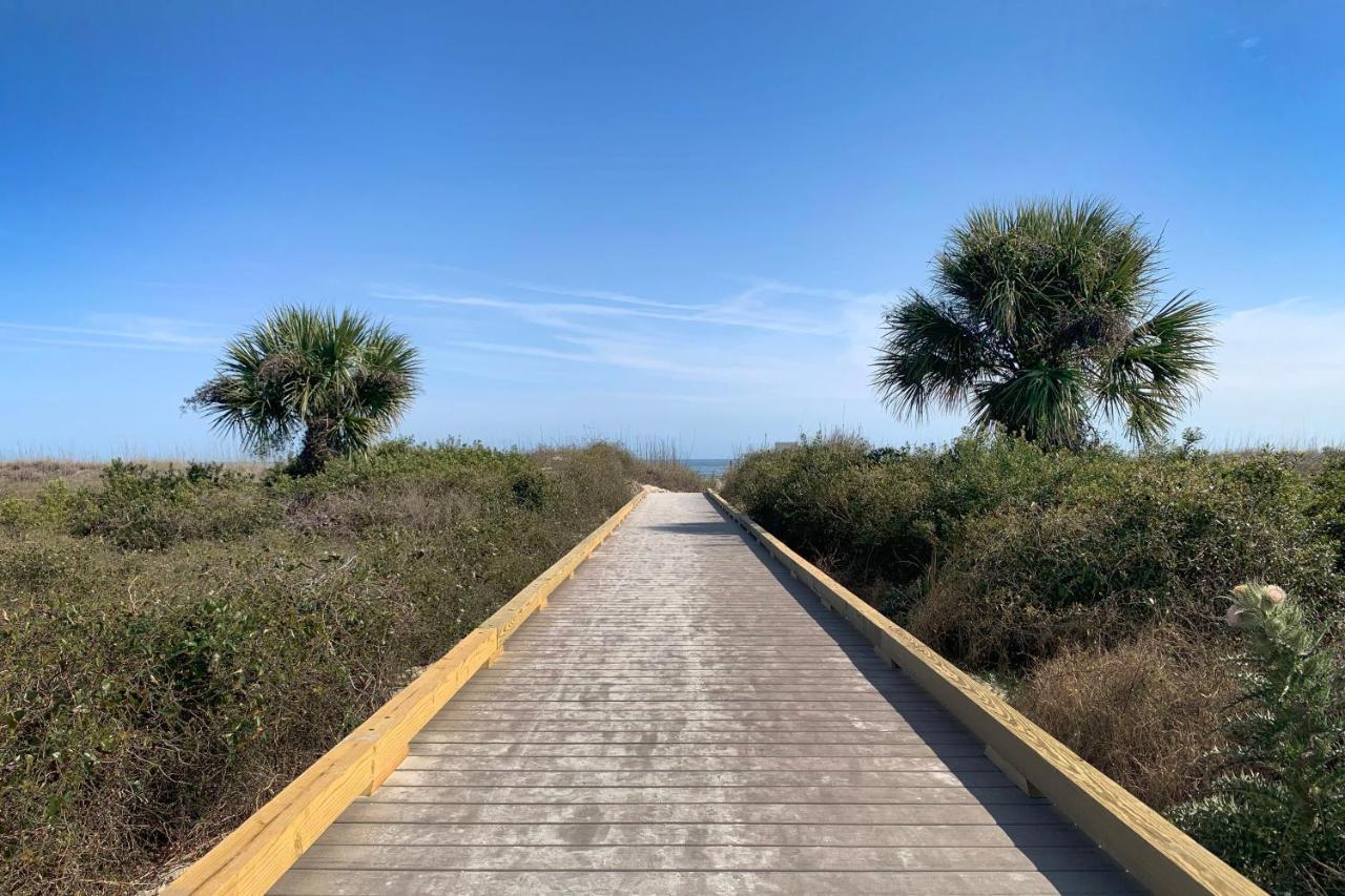 Nothing But Ocean In Forest Beach Hilton Head Island Exterior photo